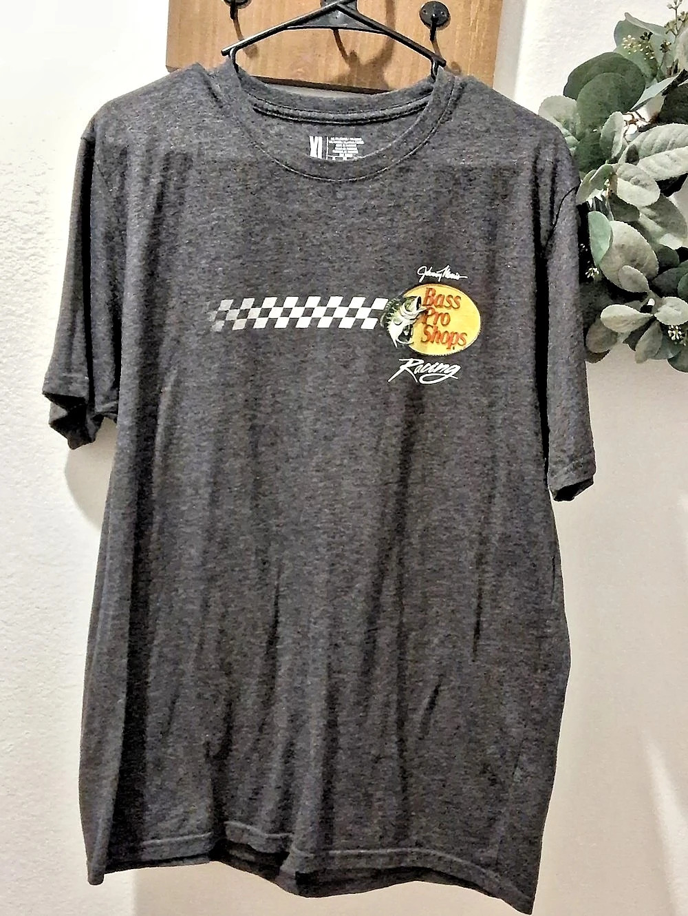 Bass Pro Shops Racing Graphic Tee in Gray